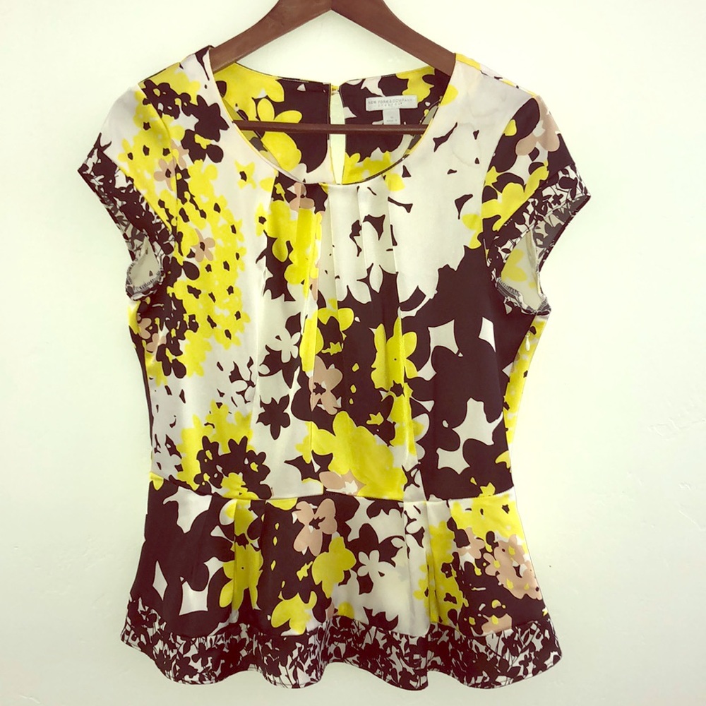 NY&Co Vivid Yellow, B&W Peplum Stretch Blouse Sz M